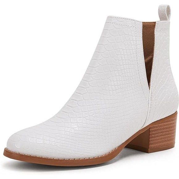 Women's V Cut Ankle Booties Heel Perforated Slip Faux Leather Western Boots - Picture 2 of 6